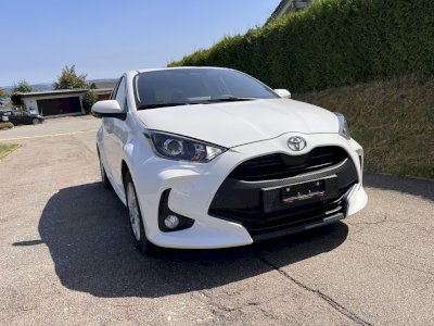 Toyota Yaris Comfort 1,5 VVT-i H 116 KM hybrid